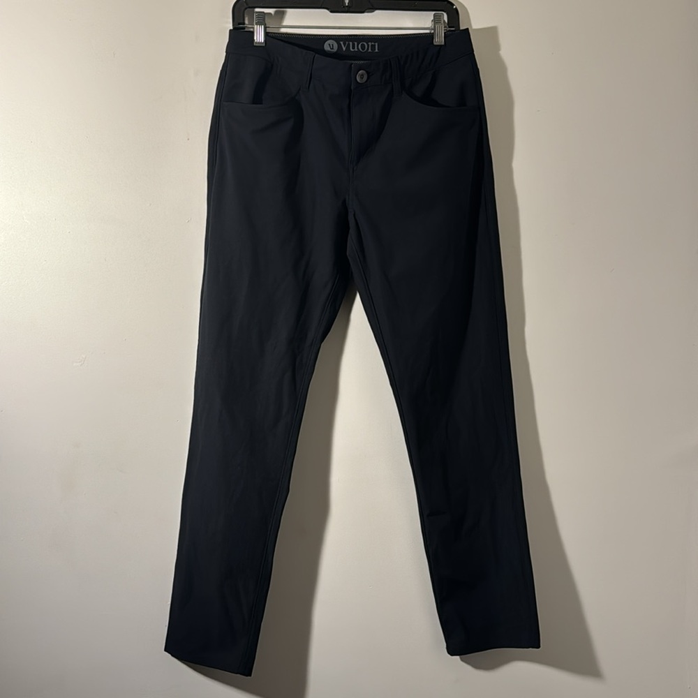Vuori Men's Black Performance Pants - size small - 30” waist
